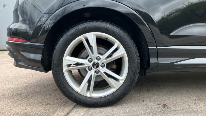 Audi Q3 35 TFSI S Line 5dr S Tronic Petrol Estate